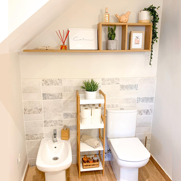 small bathroom design ideas shelves