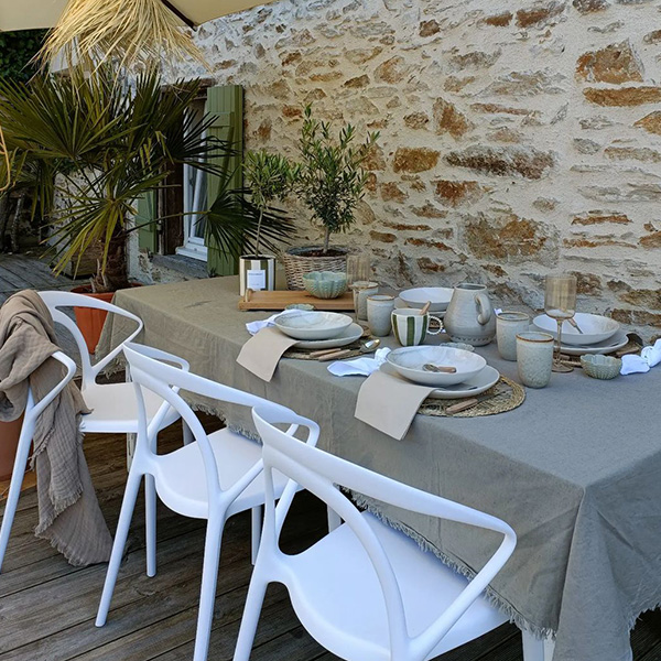 sillas olivia blancas