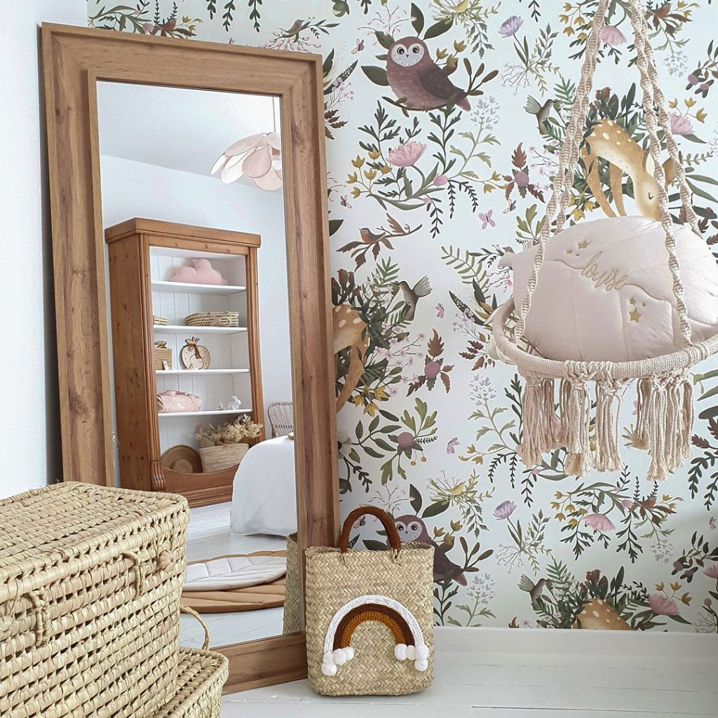 decorar pasillo con papel pintado