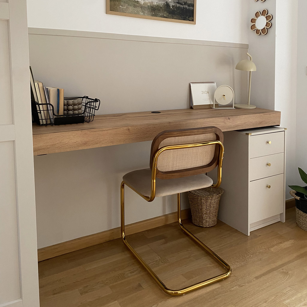 altezza scrivania da terra