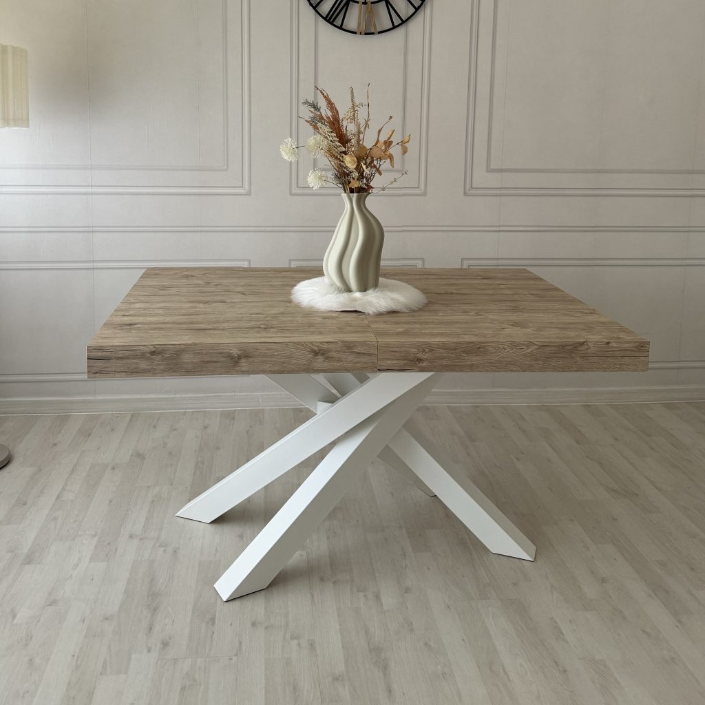 emma extendable table