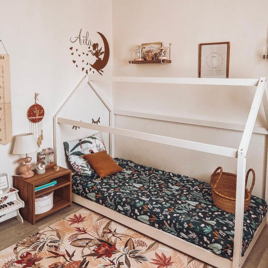 lettino montessori da che età