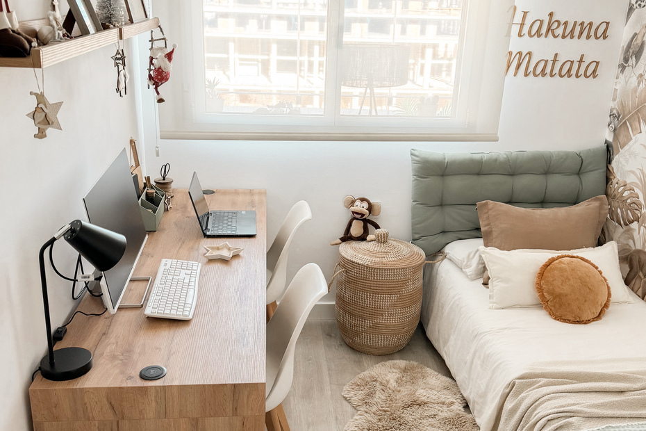 how to decorate kids room