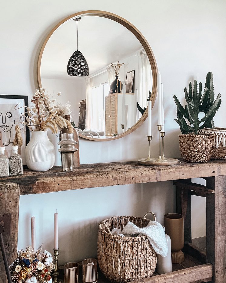 entrance hallway wall decor ideas