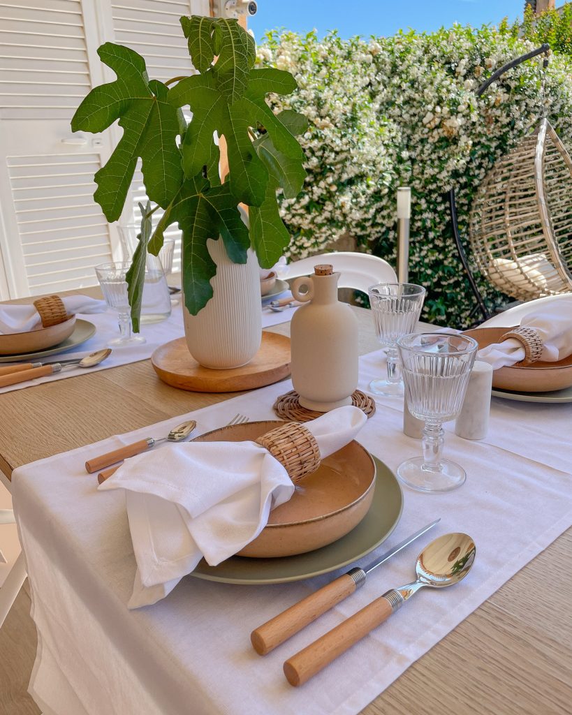 easter table place cards